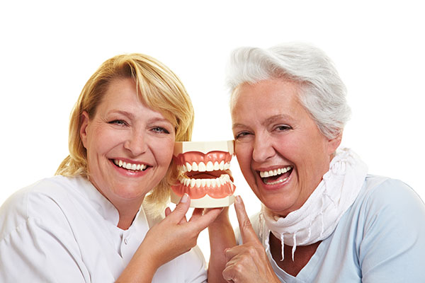 Signs That You Need Dentures